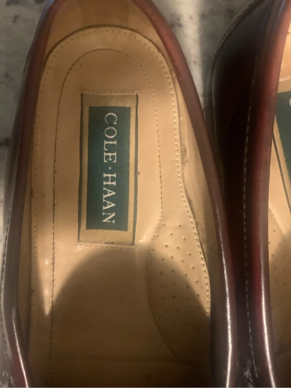Classic Cole Haan Men’s Burgundy Tassel Loafers Size 9D